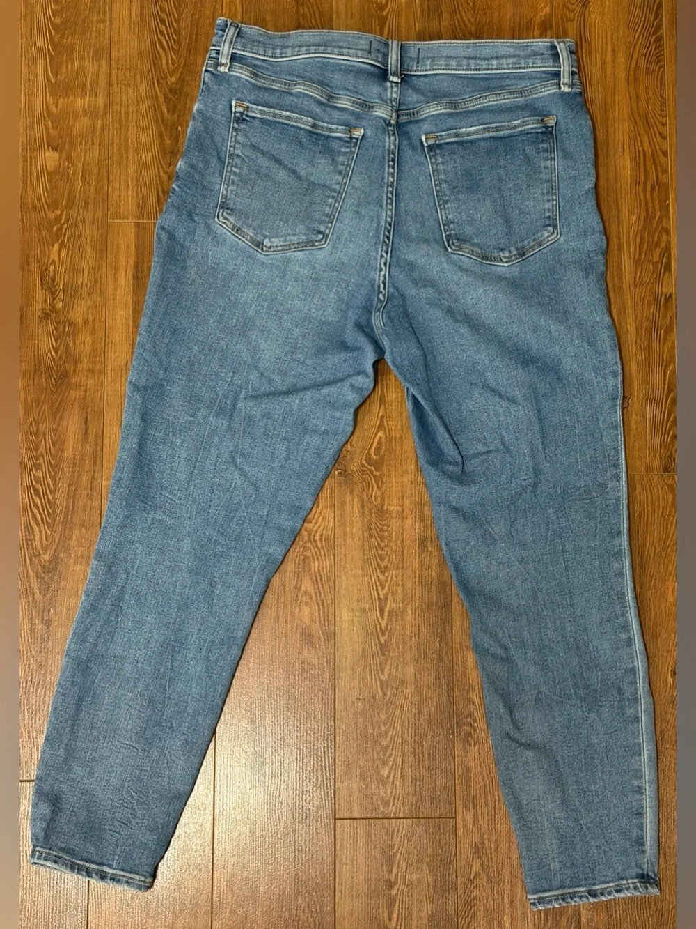 Women’s Abercrombie & Fitch Jeans - Size 14R - Distressed - Super Skinny Ankle